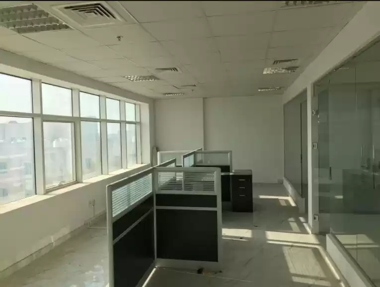 Commercial Ready Property U/F Office  for rent in Al Sadd , Doha #13785 - 1  image 